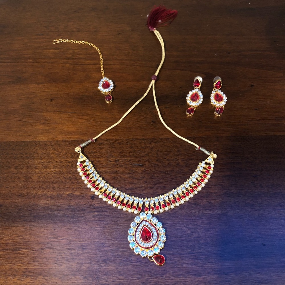 Bollywood necklace set